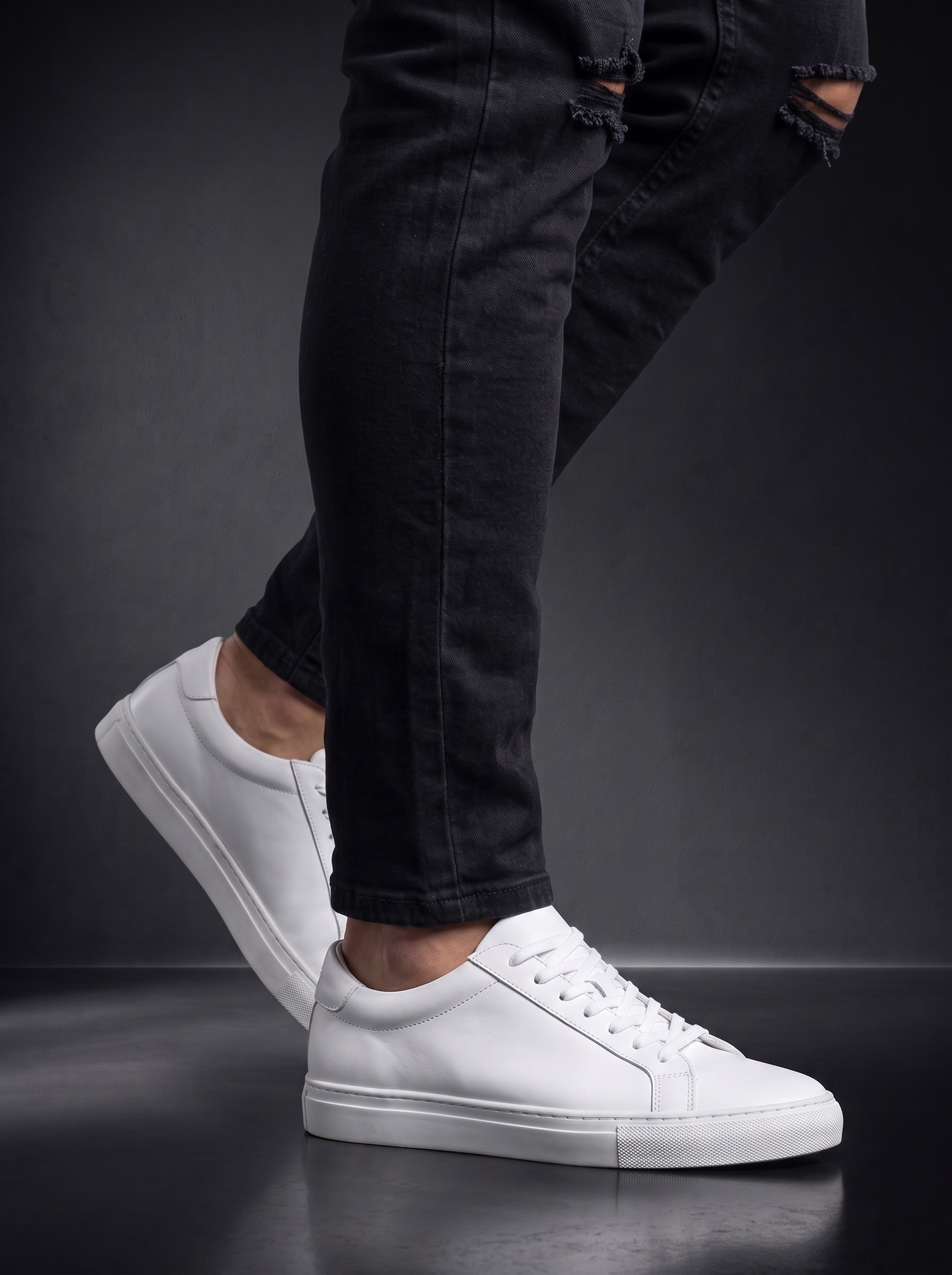 Мъжки накъсани на коленете дънки Slim Fit – Черен деним - Image 3
