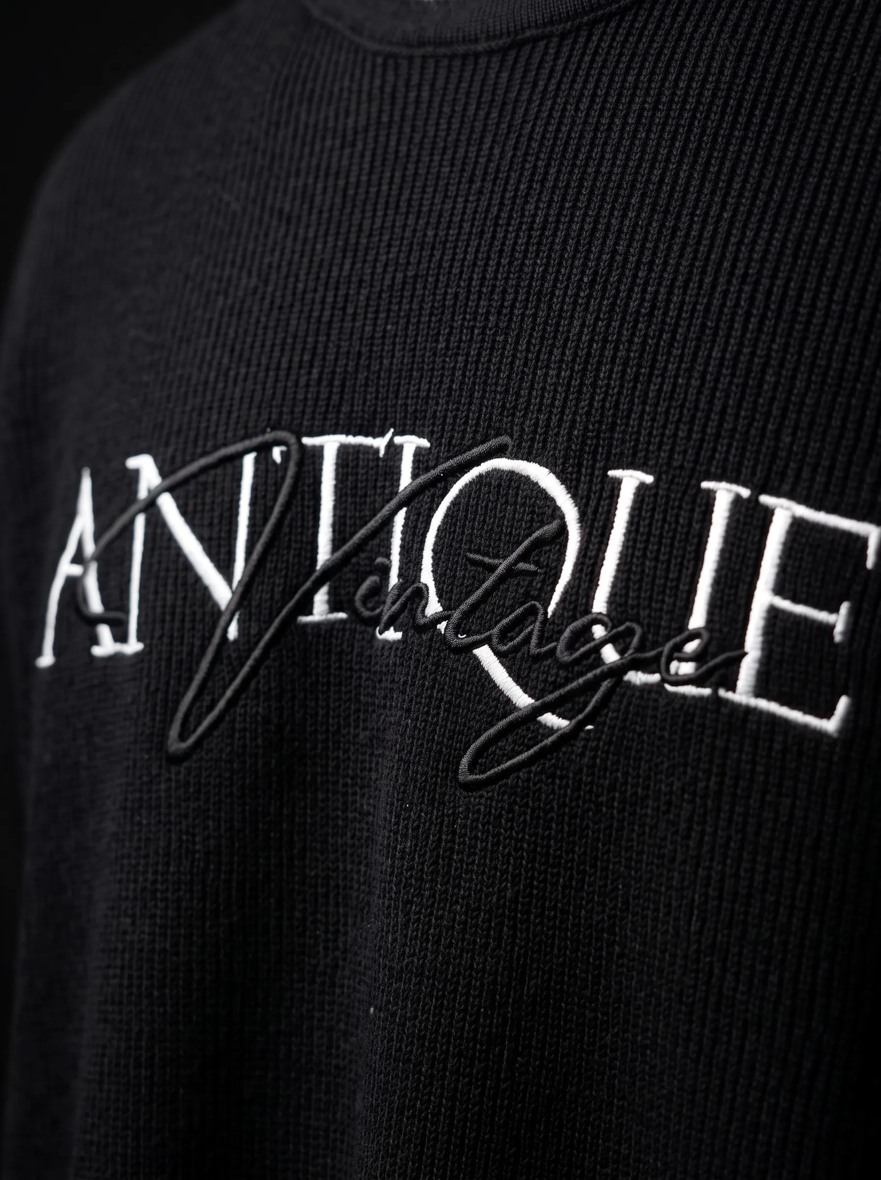Плетена мъжка блуза ANTIQUE – Black Premium - Image 2